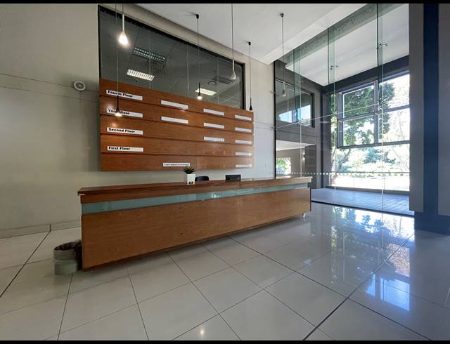 1,929M² OFFICE TO LET IN SANDTON CENTRAL